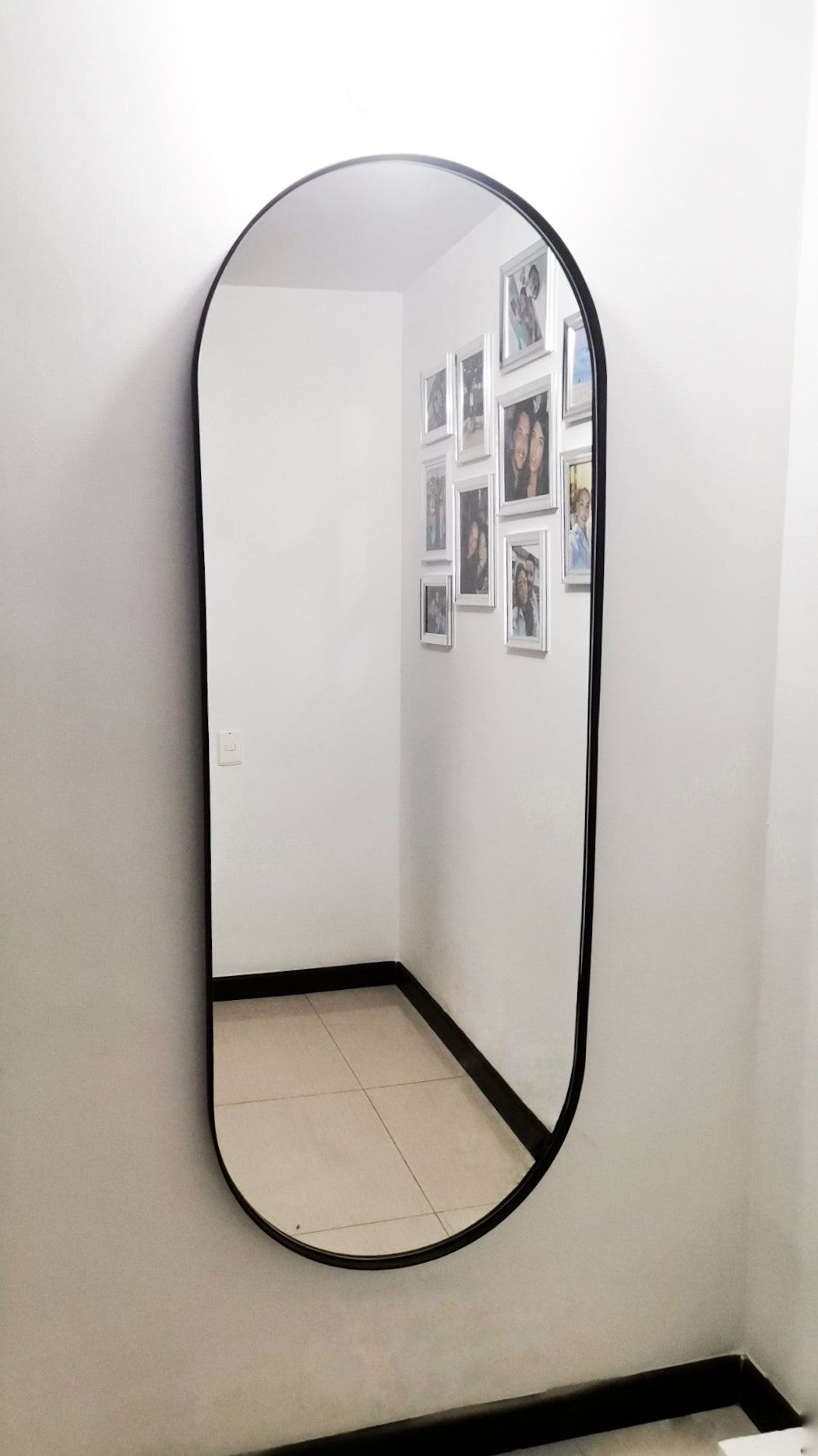 Espejo Ovalado Marco Metalico